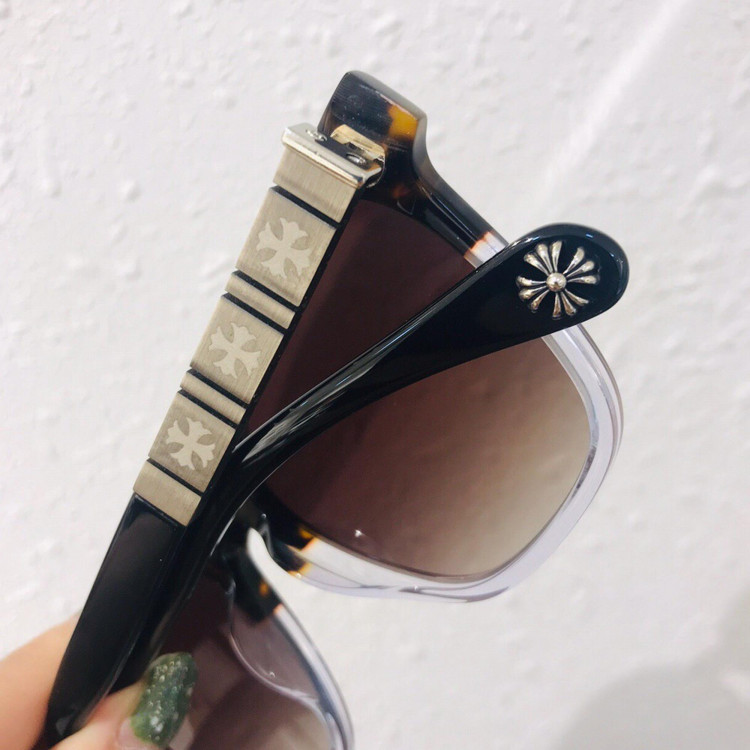 Sunglasses Chrome Hearts VAJAMMIN