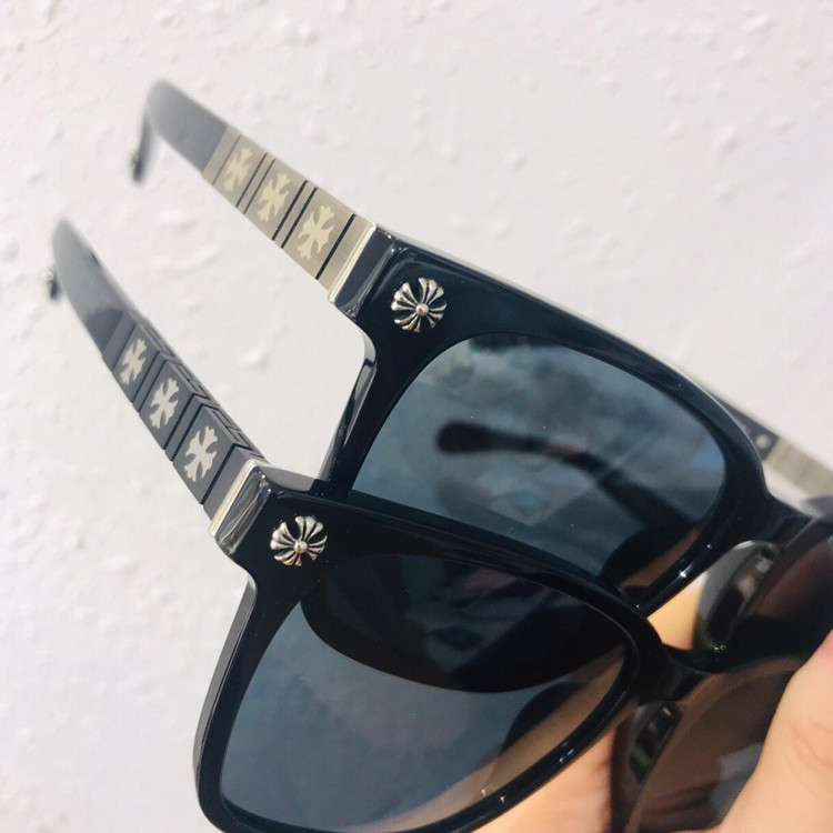 Sunglasses Chrome Hearts VAJAMMIN