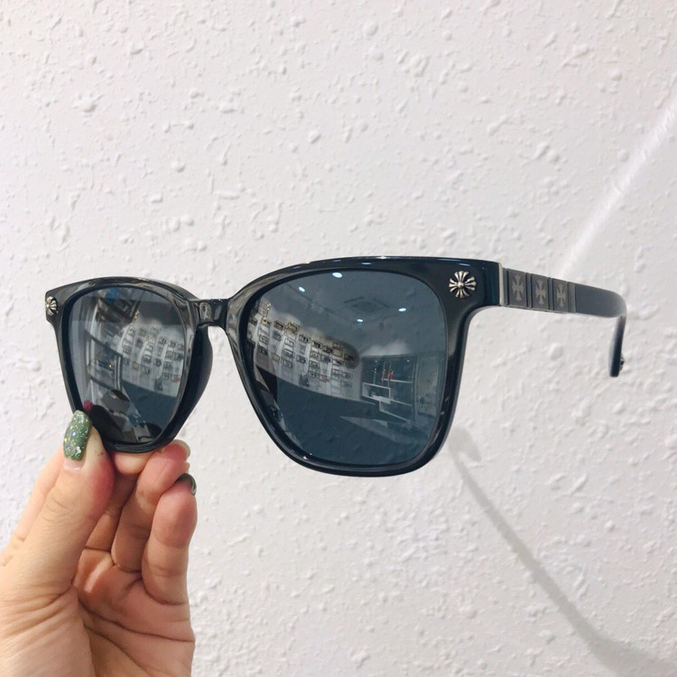 Sunglasses Chrome Hearts VAJAMMIN