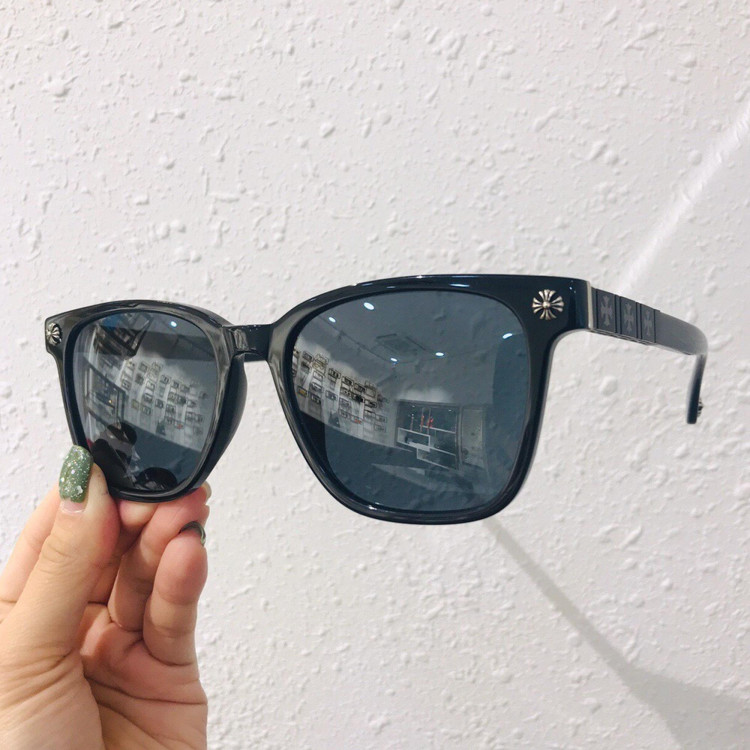 Sunglasses Chrome Hearts VAJAMMIN