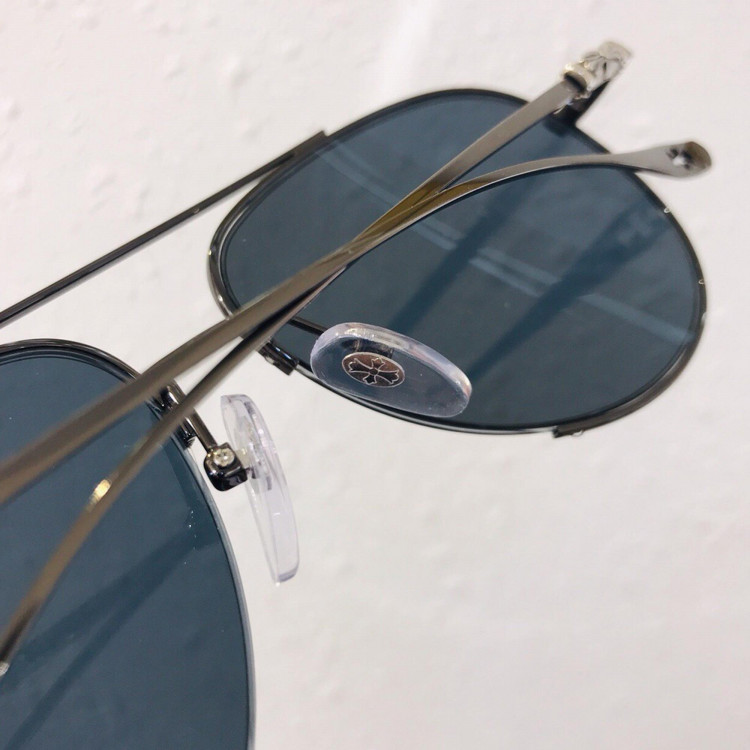 Sunglasses Chrome Hearts STEPPIN