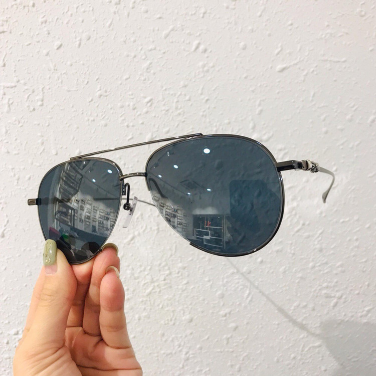 Sunglasses Chrome Hearts STEPPIN