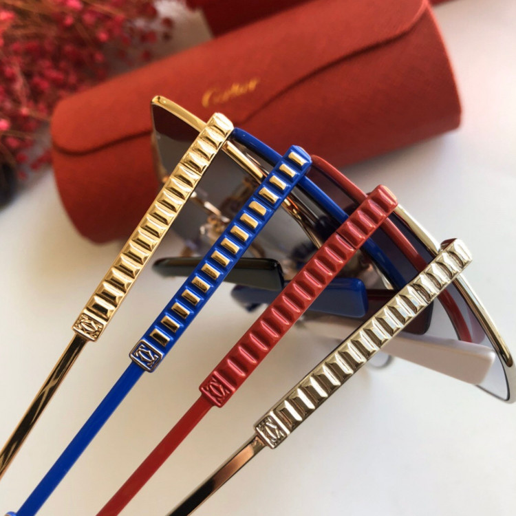 Солнцезащитные очки Cartier CA6042