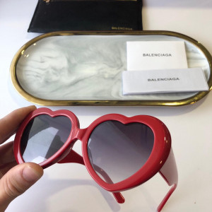 Солнцезащитные очки Balenciaga BB0788S