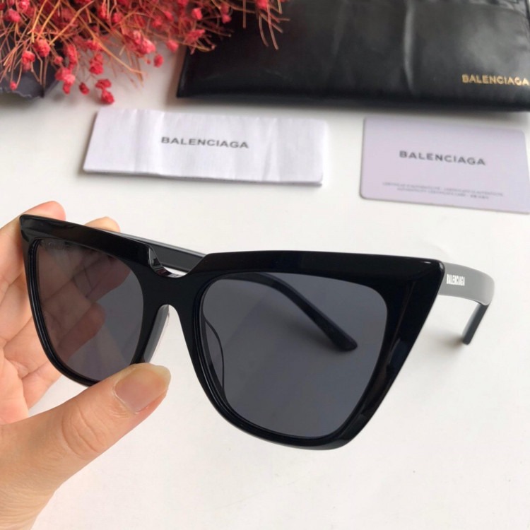 Sunglasses Balenciaga BB0046
