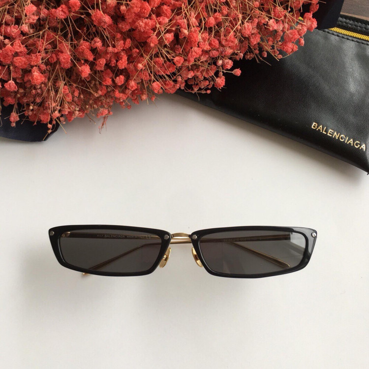 Sunglasses Balenciaga BA168