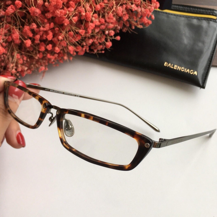 Sunglasses Balenciaga BA168