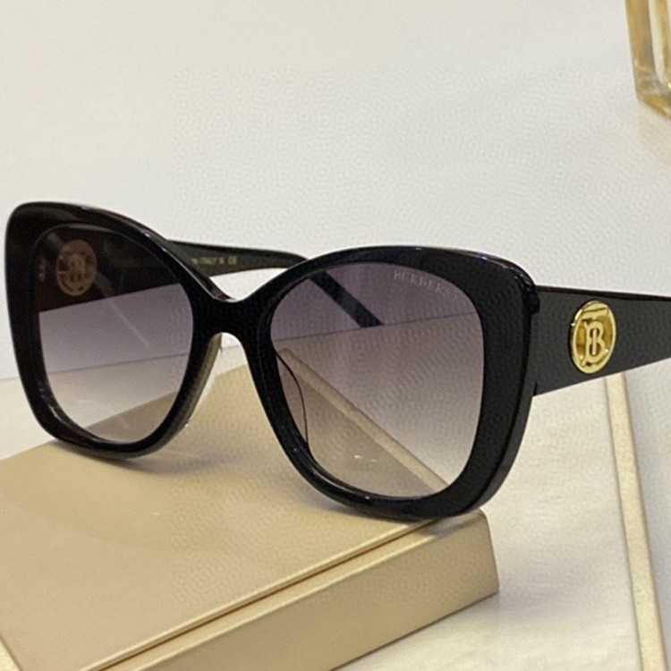 Sunglasses Burberry BE4021