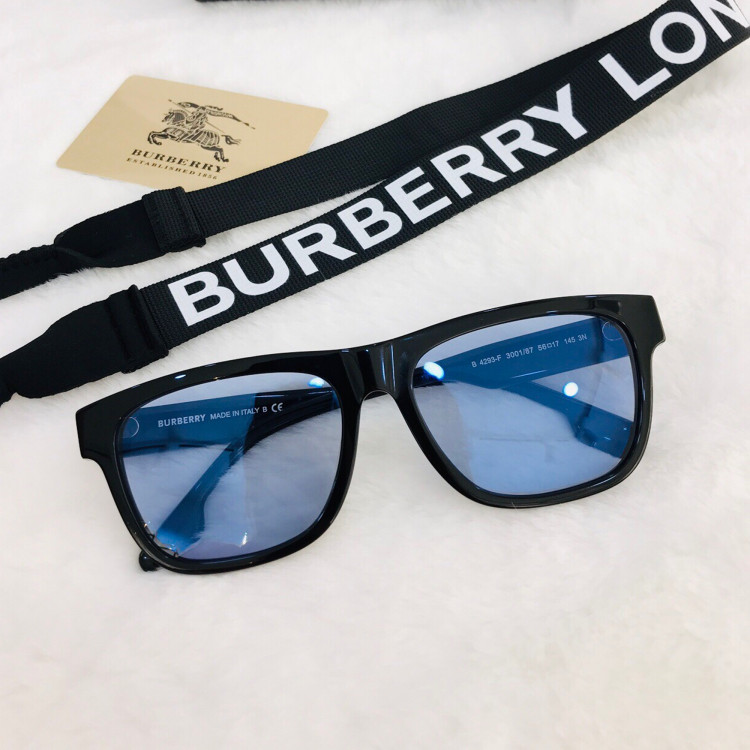 Sunglasses Burberry BE4293