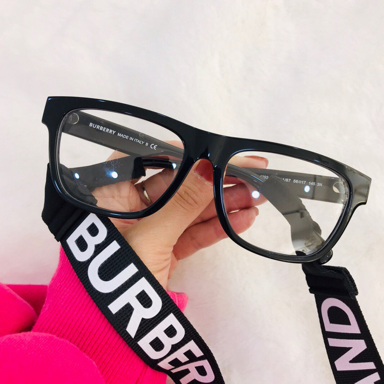 Sunglasses Burberry BE4293