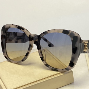 Sunglasses Burberry BE4318