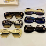 Солнцезащитные очки Burberry BE4318