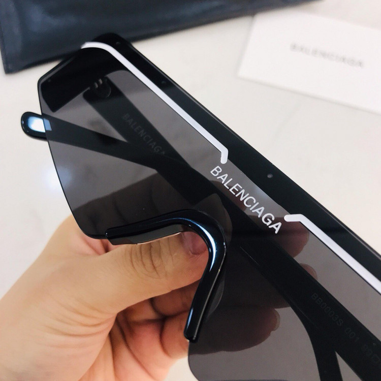 Sunglasses Balenciaga BB0003S