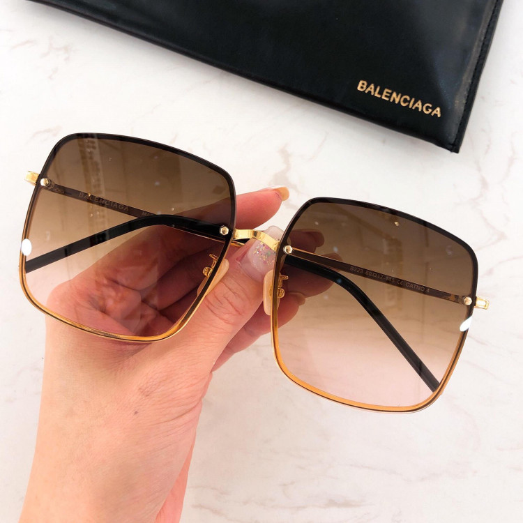 Солнцезащитные очки Balenciaga B223