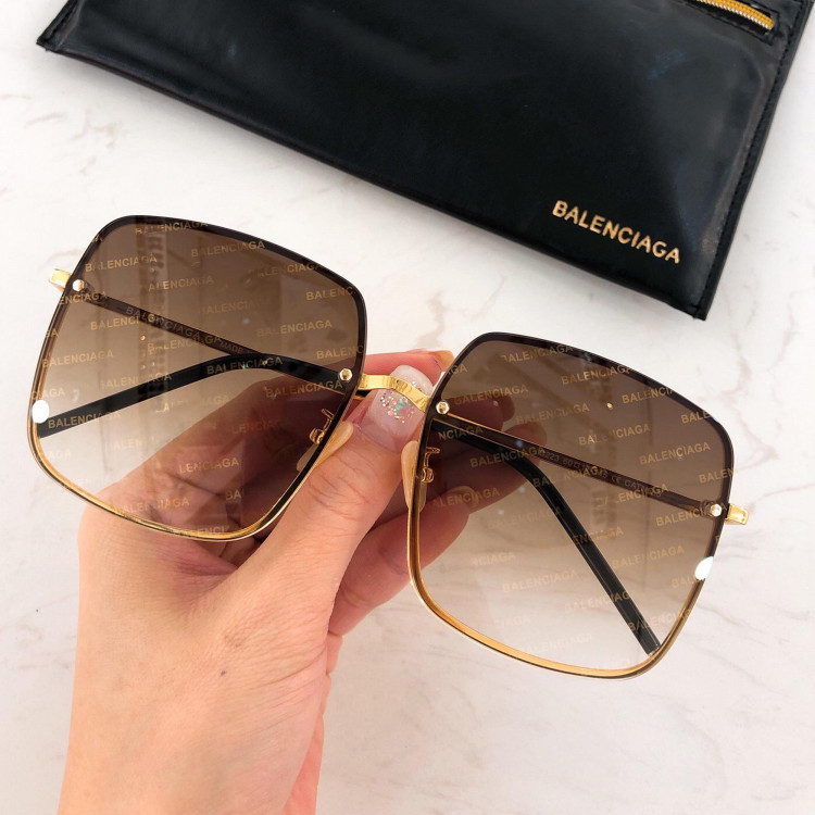 Солнцезащитные очки Balenciaga B223