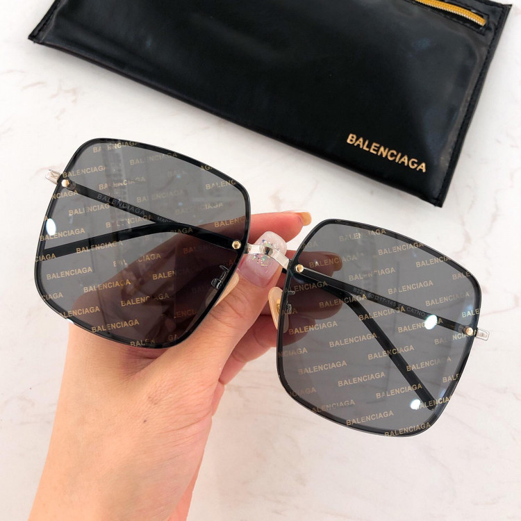 Солнцезащитные очки Balenciaga B223