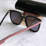 Sunglasses Burberry BE4276