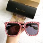 Sunglasses Burberry BE4276