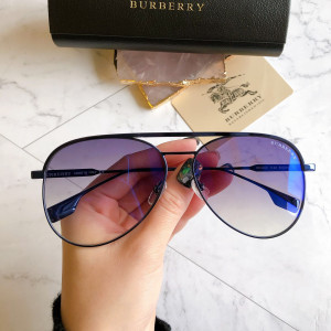 Sunglasses Burberry BE4282