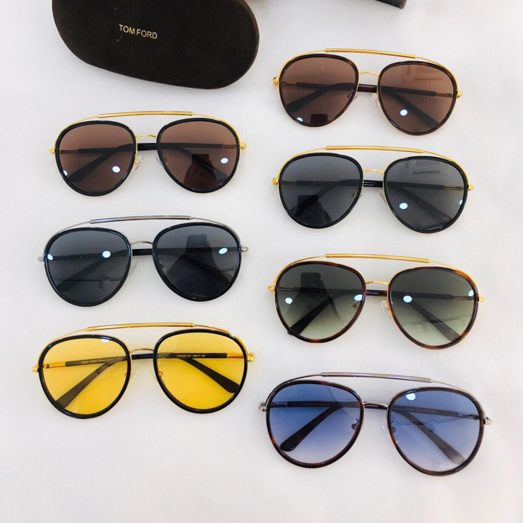 Sunglasses Tom Ford FT0748