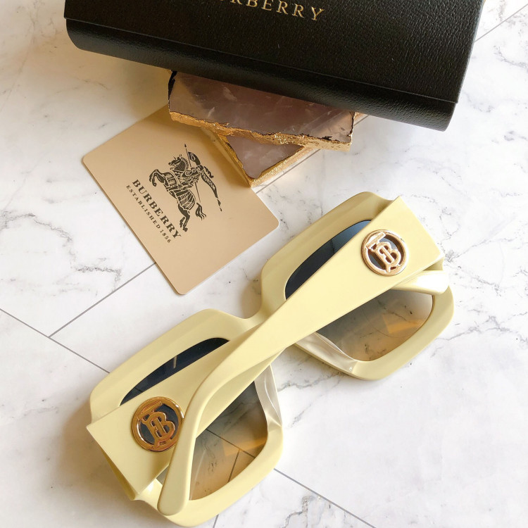 Sunglasses Burberry BE4316