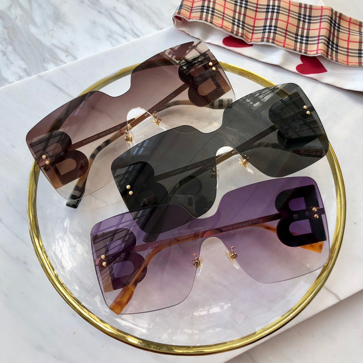 Sunglasses Burberry BE3112