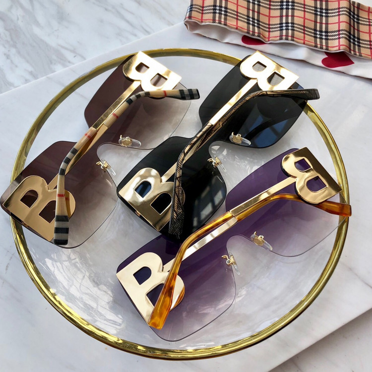 Sunglasses Burberry BE3112