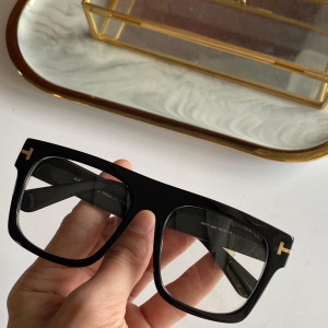 Sunglasses Tom Ford TF0711