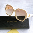 Burberry sunglasses B4023