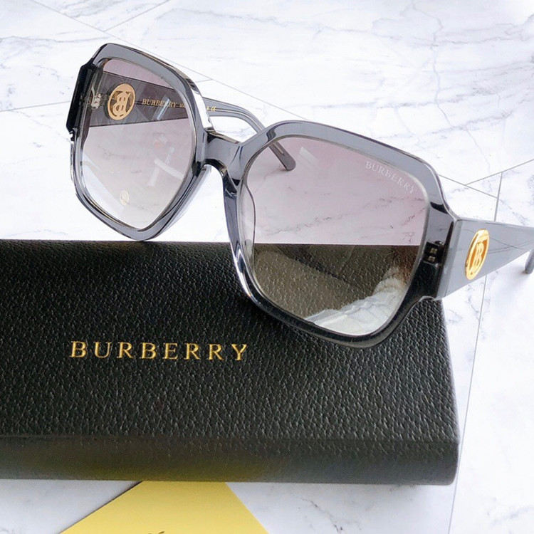 Burberry sunglasses B4023