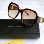 Burberry sunglasses B4023