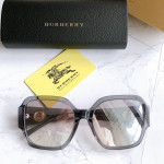 Burberry sunglasses B4023