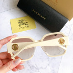 Burberry sunglasses B4023