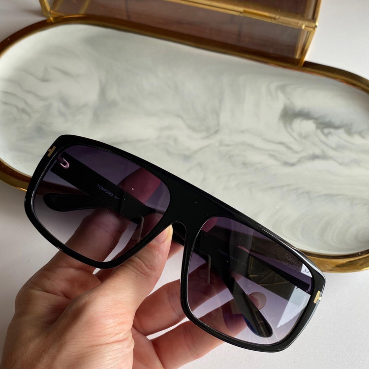 Sunglasses Tom Ford FT0754