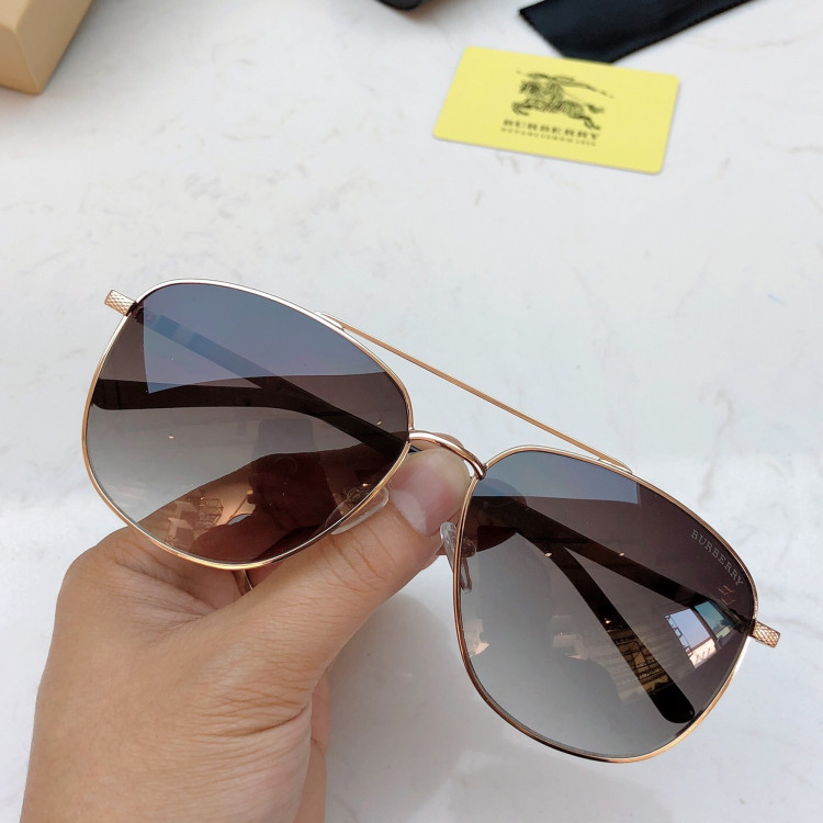 Sunglasses Burberry BE7201