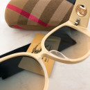 Sunglasses Burberry BE4290