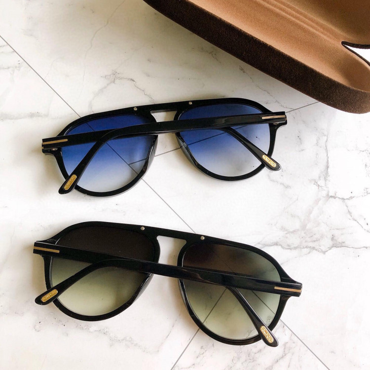 Солнцезащитные очки Tom Ford TF756