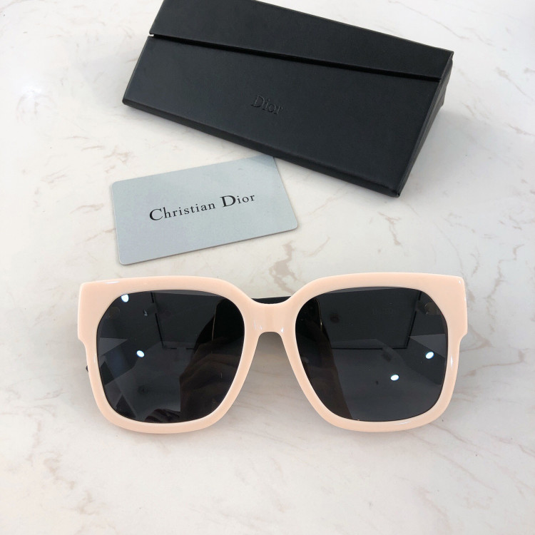 Солнцезащитные очки Dior ID1