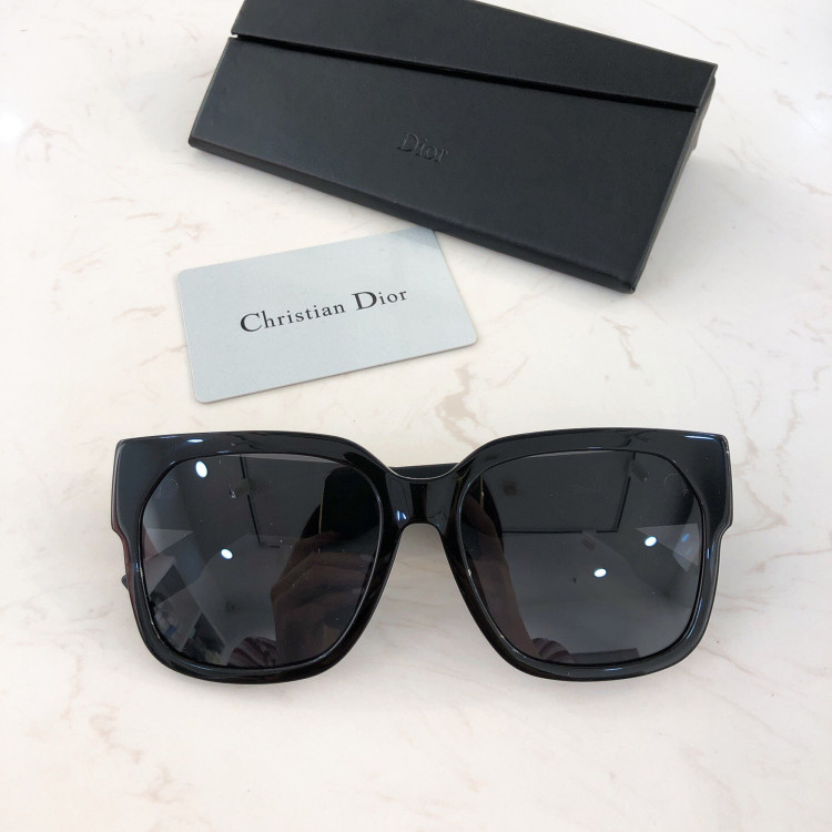 Солнцезащитные очки Dior ID1