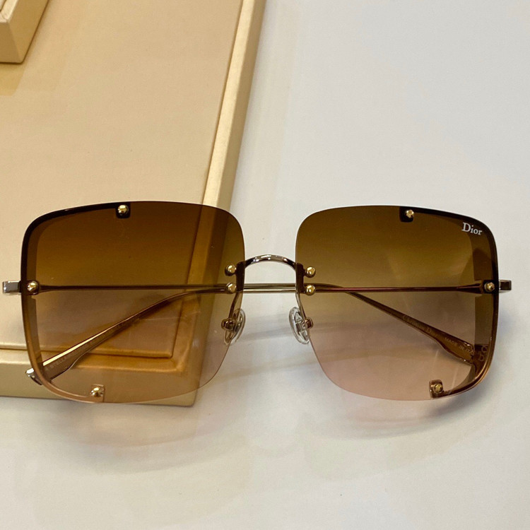 Солнцезащитные очки Dior 0305S
