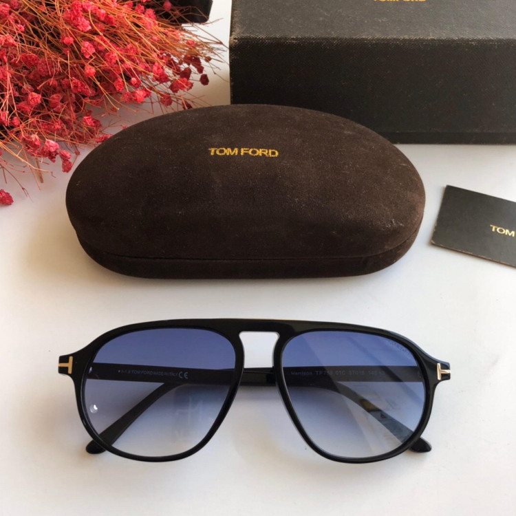 Солнцезащитные очки Tom Ford TF755