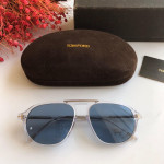 Солнцезащитные очки Tom Ford TF755