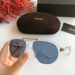 Солнцезащитные очки Tom Ford TF755