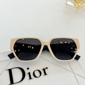 Солнцезащитные очки Dior D1
