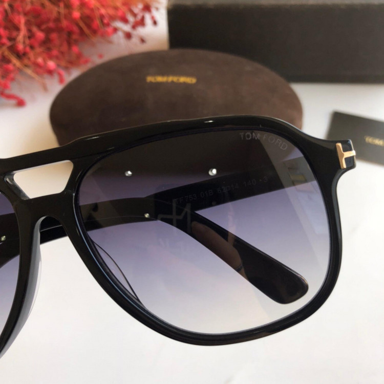 Sunglasses Tom Ford TF753
