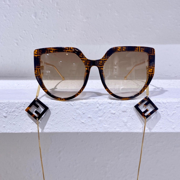 Sunglasses Fendi FF0408