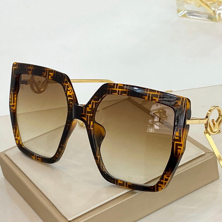 Солнцезащитные очки Fendi FF0410