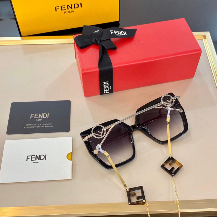Солнцезащитные очки Fendi FF0410