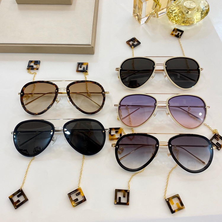 Солнцезащитные очки Fendi FF0418