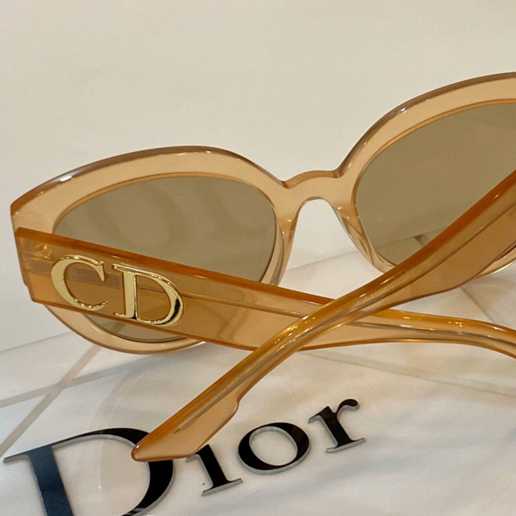Солнцезащитные очки Dior DF